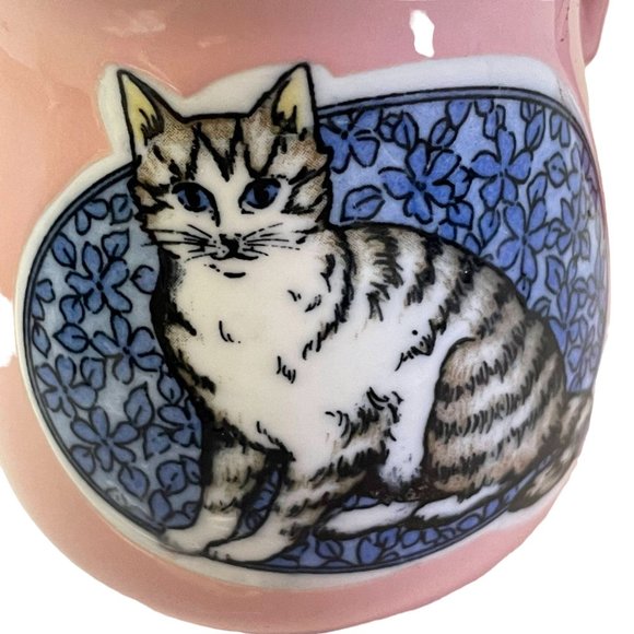 Collectible Coffee Cup Mug Cat Sitting Pink Blue Floral 4" x 3" - Picture 6 of 6